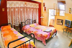 Apartment Aire Mar, private apartment in havana center, guesthouses, bed and breakfast