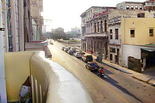 Apartment Esteban & Diamelys, apartment in central havana, guesthouses, bed and breakfast, accommodation