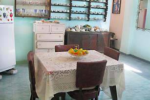 Apartment Hostal Vista Panoramica Apto1, private apartment in central havana, guesthouses, bed and breakfast