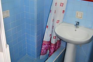 Apartment Jorge Luis | independent apartment | rent for room in havana | bed and breakfast | cuba | accommodation