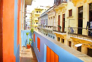 Apartment Leonardo, apartment in central havana, guesthouses, bed and breakfast, accommodation