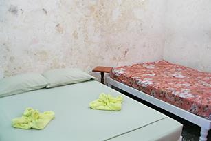 Apartment Pedrini | independent apartment | rent for room in havana | bed and breakfast | cuba | accommodation
