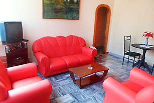 Apartment Piso 6, private apartment in central havana, guesthouses, bed and breakfast