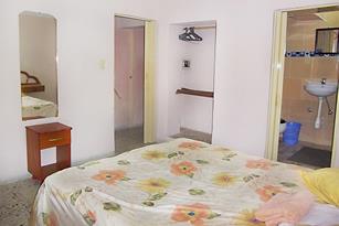 Apartment Triny B | independent apartment | rent for room in havana | bed and breakfast | cuba | accommodation
