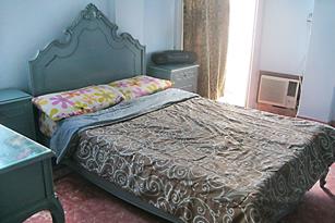 Apartment Vista al Mar | independent apartment | rent for room in havana | bed and breakfast | cuba | accommodation