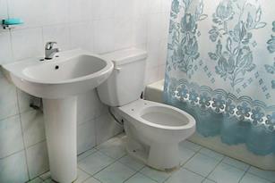 Apartment Vista al Mar | independent apartment | rent for room in havana | bed and breakfast | cuba | accommodation