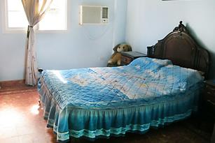 Apartment Vista al Mar | independent apartment | rent for room in havana | bed and breakfast | cuba | accommodation