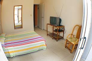 Apartment Elio, private apartment in Havana Center, guesthouses, bed and breakfast