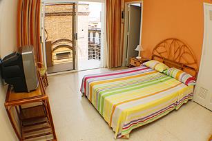 Apartment Elio, private apartment in Havana Center, guesthouses, bed and breakfast