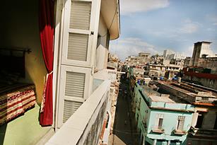 Apartment Cary-Carmen, private apartment in Havana Center, guesthouses, bed and breakfast, terrace