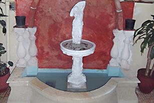 asa de Robles mochileros, centro habana, cuba