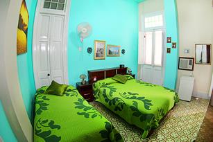 Casa Particular in Havana Center, casa Hostal Balcones, rent for room, accommodation, centro habana