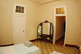 Casa Malecon 461 | casa particular in Havana Center | ocean view | cuba | accommodation | centro habana