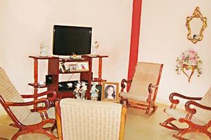 Casa in Cienfuego | bed and breakfast | Boucugnanis House | cuba | rent for room | cienfuego | acommodation