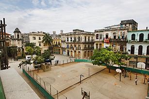 Apartment Mecanico, private apartment in vedado, guesthouses, bed and breakfast