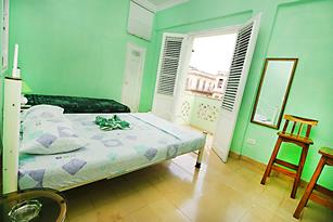Apartment Mecanico, private apartment in vedado, guesthouses, bed and breakfast