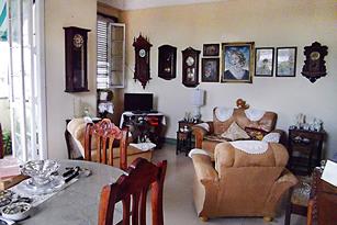 Casa Reloj | casa particular in old havana | housing in havana | bed and breakfast | cuba