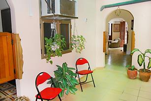 Casa El Mecanico | casa particular en la habana vieja | alquiler de habitaciones | hospedaje | balcon | cuba