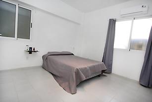 Apartment Minimal 3, private apartment in vedado, guesthouses, bed and breakfast