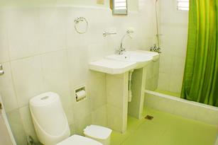 Apartment Vista Habana, private apartment in vedado, guesthouses, bed and breakfast