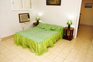 Apartment Yamila | independent apartment for rent | Havana Center | casa particular