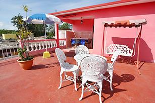 Casa Mirtha Azcuy | casa particular en vinales | vinales | alojamiento | cuba | hospedaje