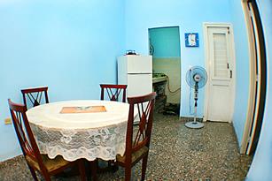 Apartment Independent in Old Havana, apartment Marta & Alain, rent of room, habana vieja,accommodation in havana
