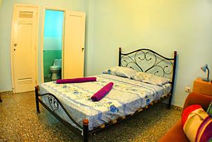 Apartment Independent in Old Havana, apartment Marta & Alain, rent of room, habana vieja,accommodation in havana