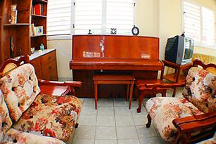 Independent Apartment in Vedado | Ivelis & Marita | accommodation | vedado | rent for room