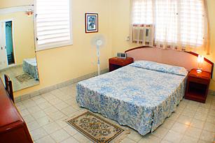 Independent Apartment in Vedado | Ivelis & Marita | accommodation | vedado | rent for room